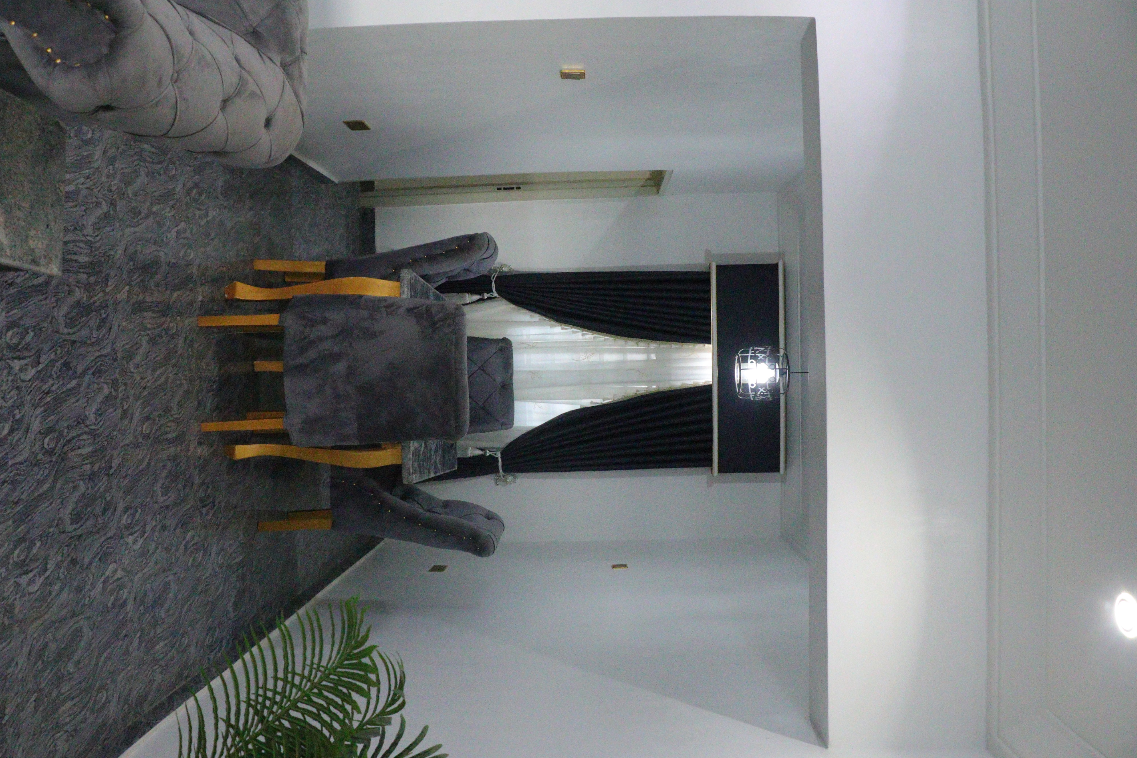 Suite Interior